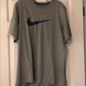 Nike dri fit t-shirt